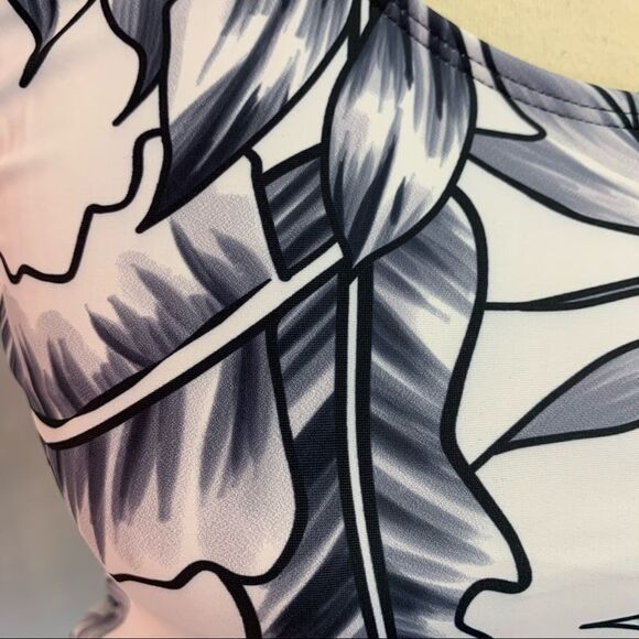 Black white tropical leaf tankini swimwear top SzL - Picture 6 of 9